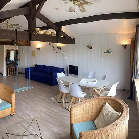 Chocolatine, Le Loft Qui Donne De Chocolat! Moulleau, *